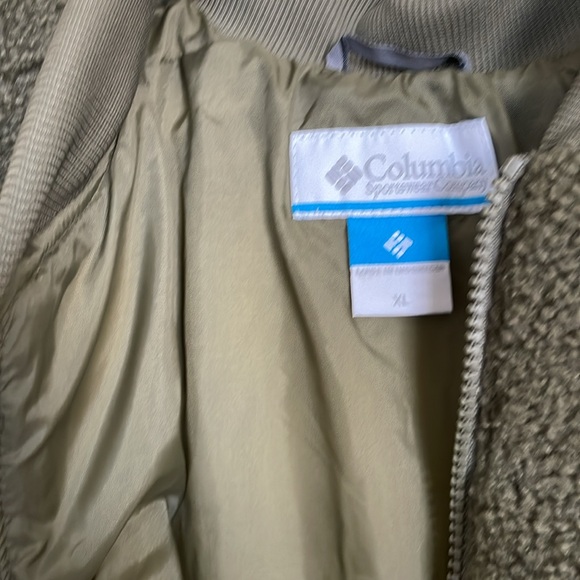 New! Columbia Women's Puffect Novelty Jacket Khaki Green Size XL - Picture 10 of 13